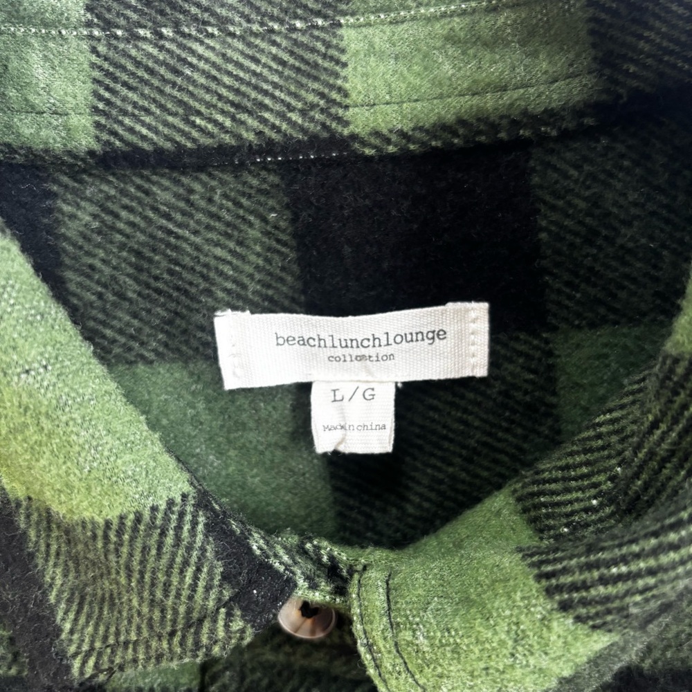 beachlunchlounge Large Women’s Soft Green and Black Flannel Casual Shirt. - Picture 7 of 9